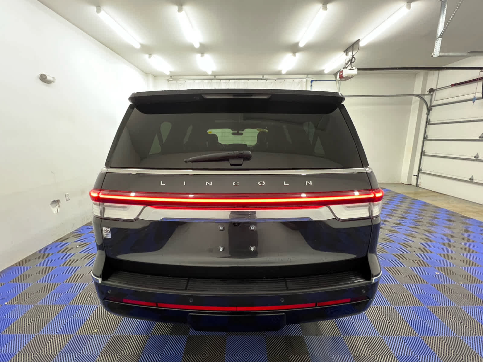 Used 2022 Lincoln Navigator L Reserve image 10