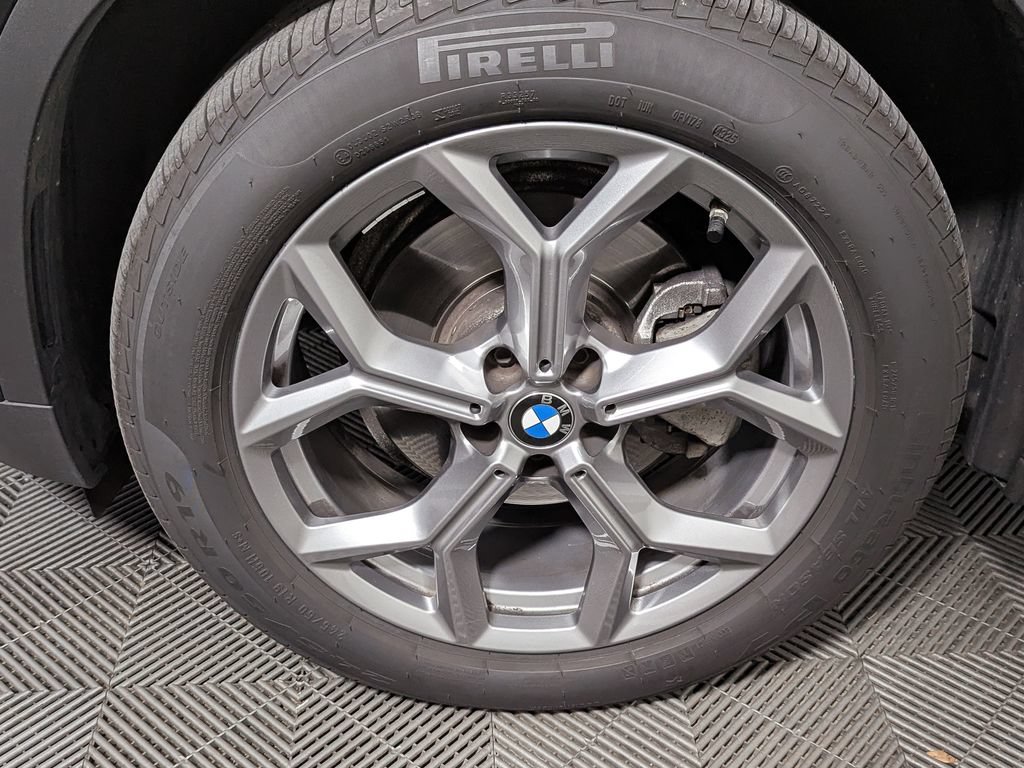 Certified 2023 BMW X4 xDrive30i w/ Premium Package AWD/4WD image 49