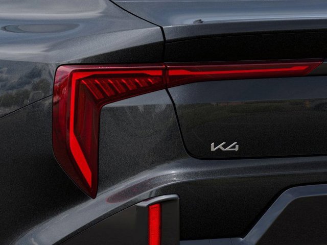 New 2025 Kia K4 GT-Line image 14