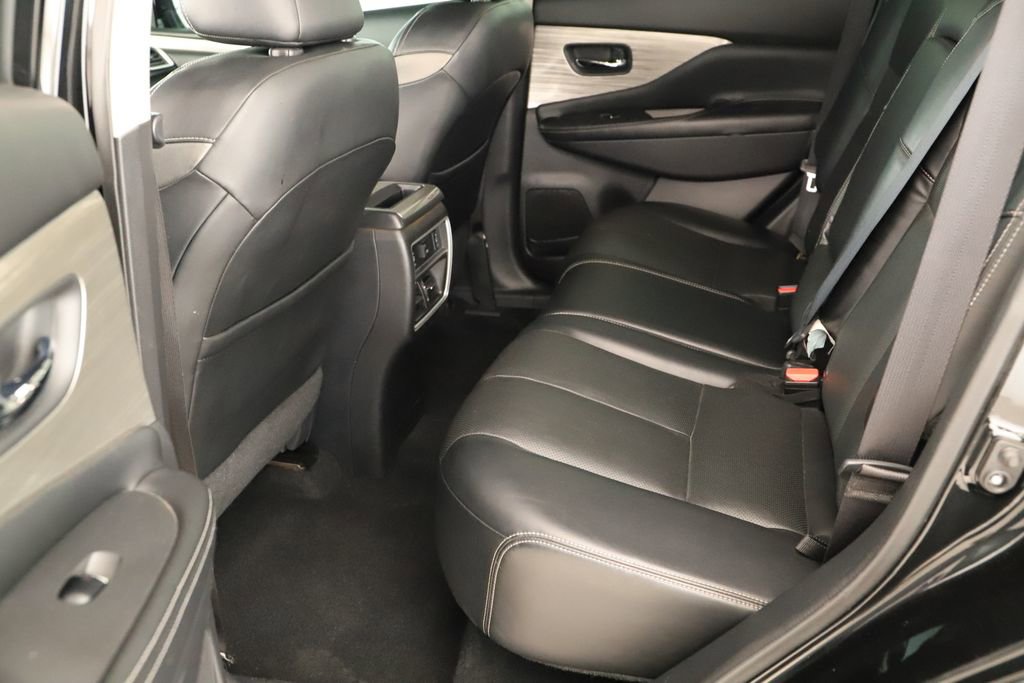 Used 2017 Nissan Murano Platinum w/ Platinum Technology Package FWD image 31