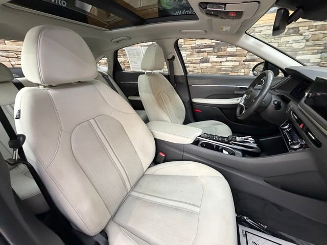 Certified 2023 Hyundai Sonata SEL w/ Convenience Package FWD image 15
