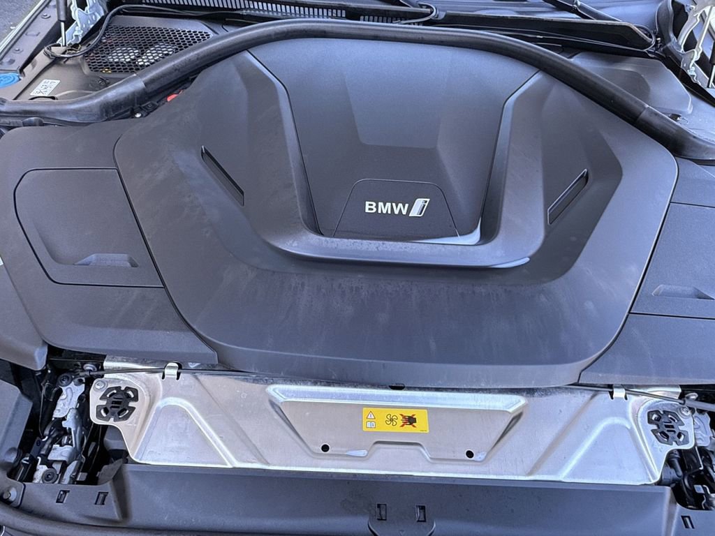 Used 2023 BMW i4 eDrive35 image 28