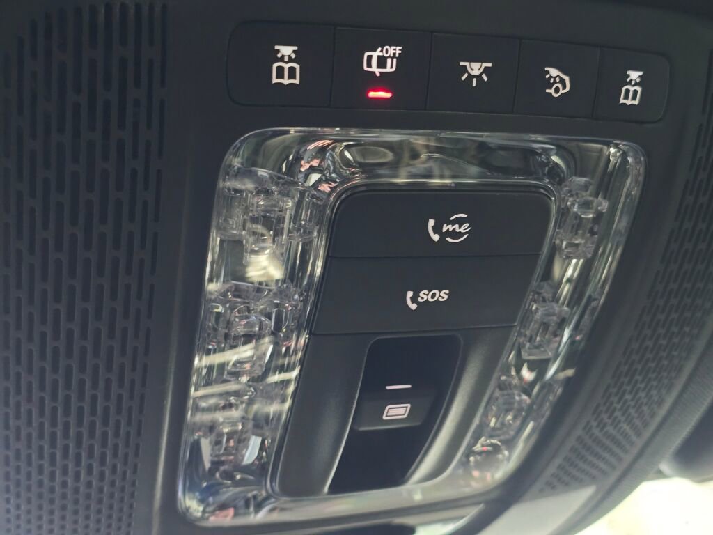 Used 2020 Mercedes-Benz GLS 450 4MATIC image 45