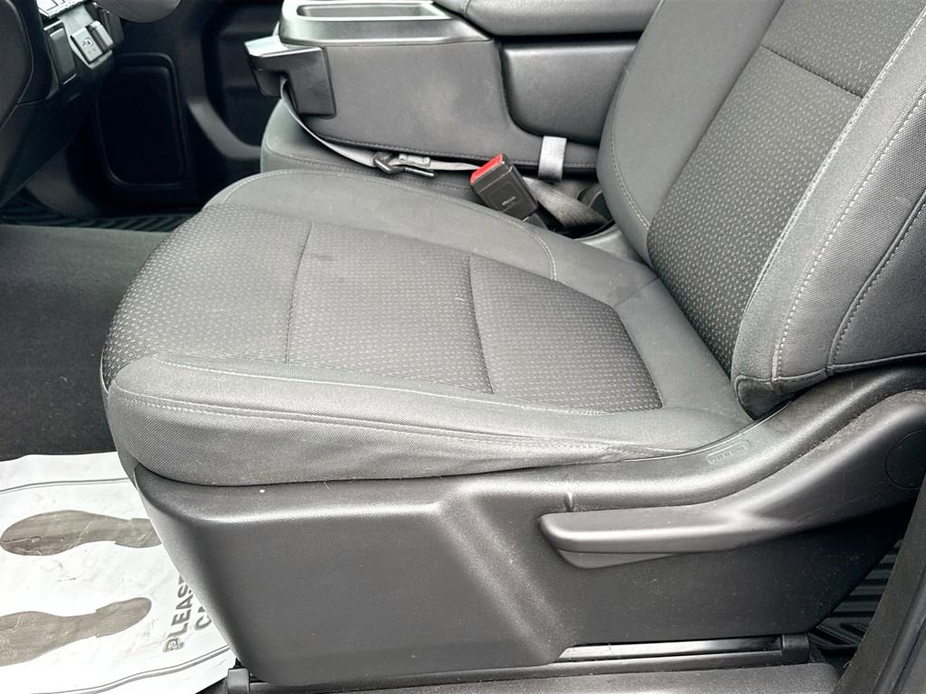 Used 2021 Chevrolet Silverado 1500 Custom image 18