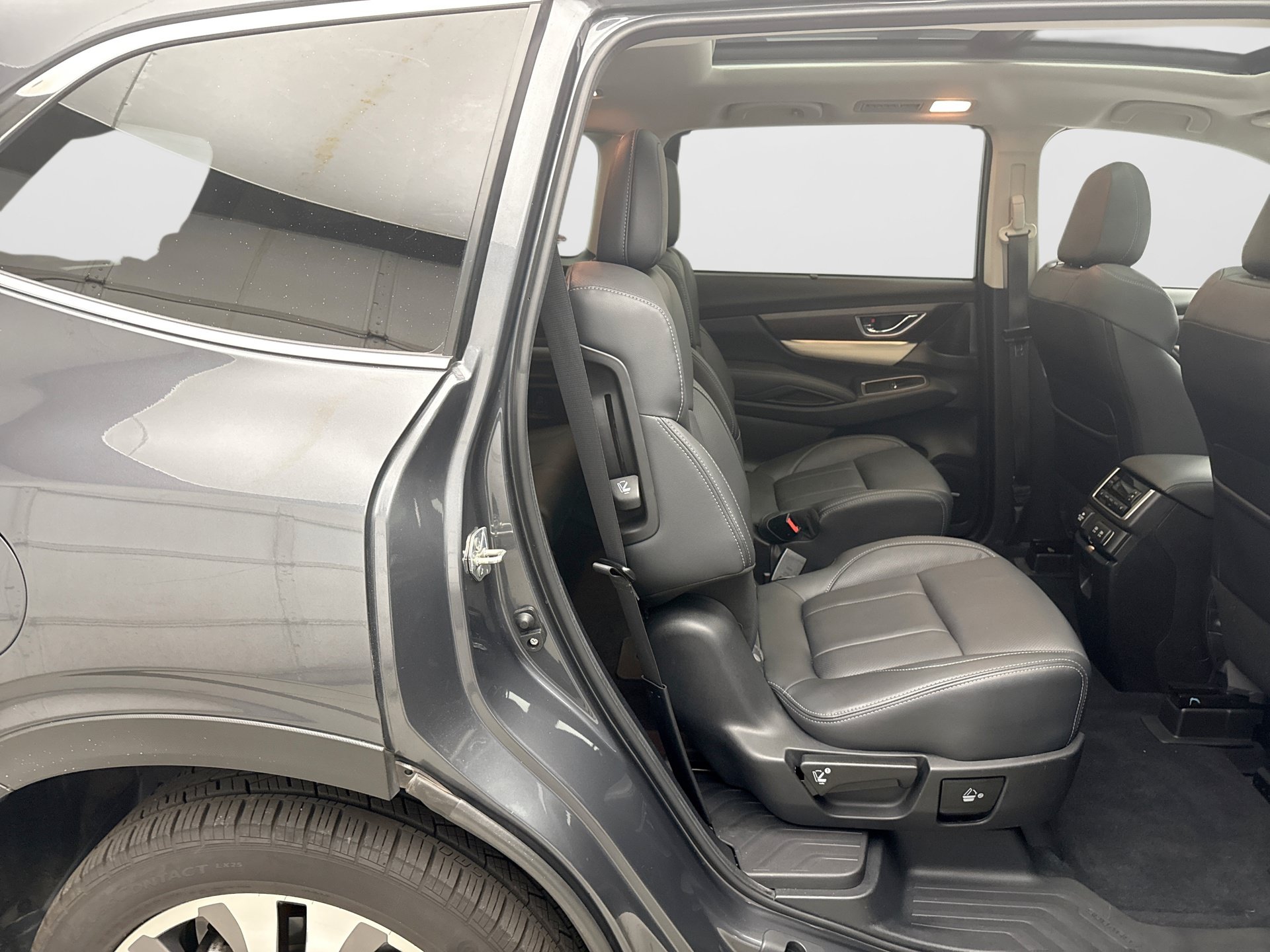 Used 2021 Subaru Ascent Touring AWD/4WD image 20