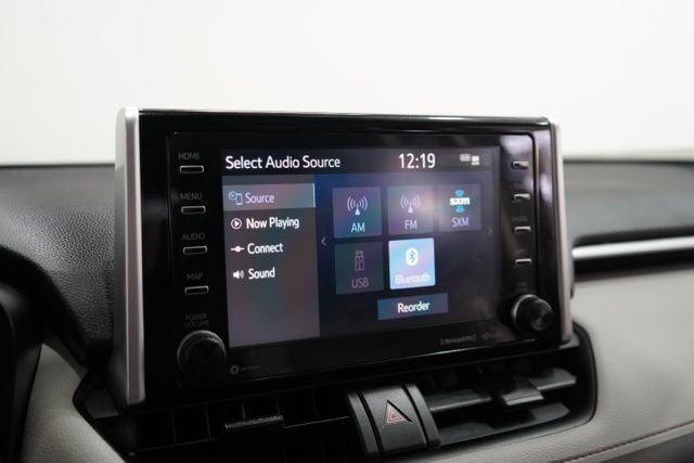 Used 2021 Toyota RAV4 XLE w/ Convenience Package image 27