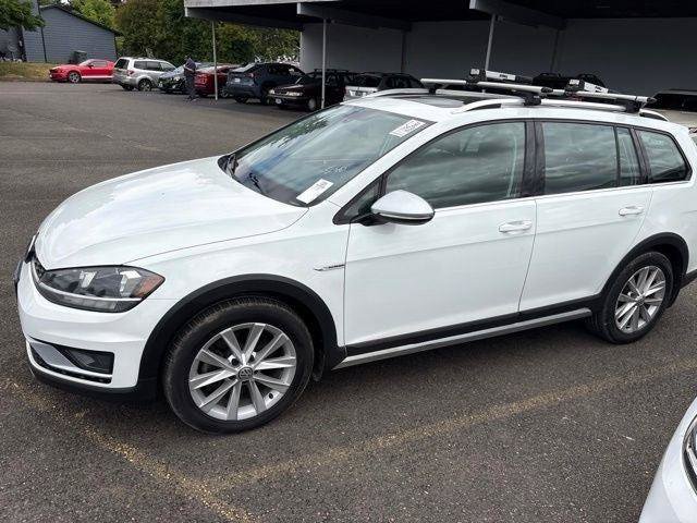 Used 2018 Volkswagen Golf Alltrack AWD/4WD image 8
