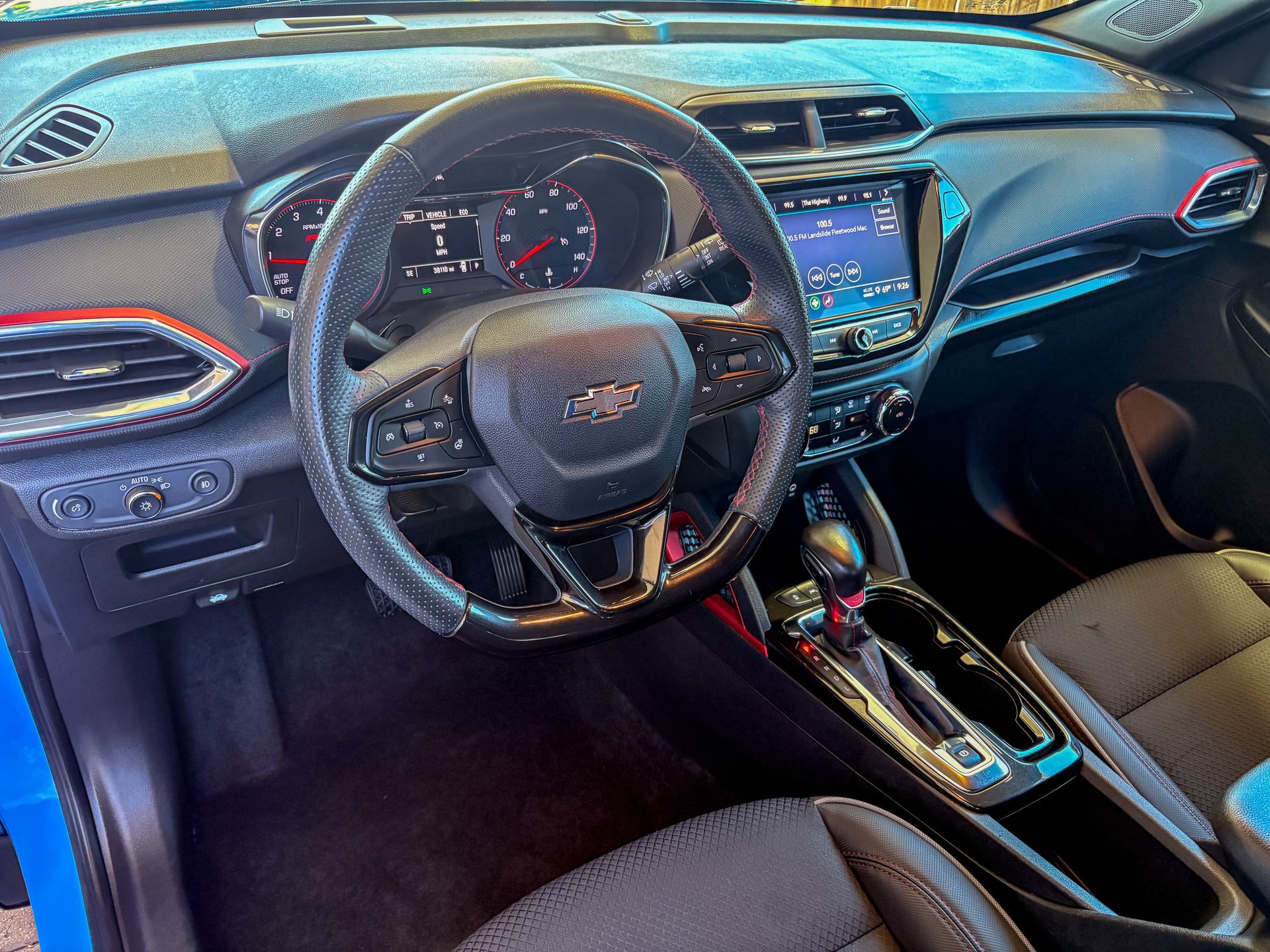 Used 2023 Chevrolet TrailBlazer RS w/ Convenience Package FWD image 23