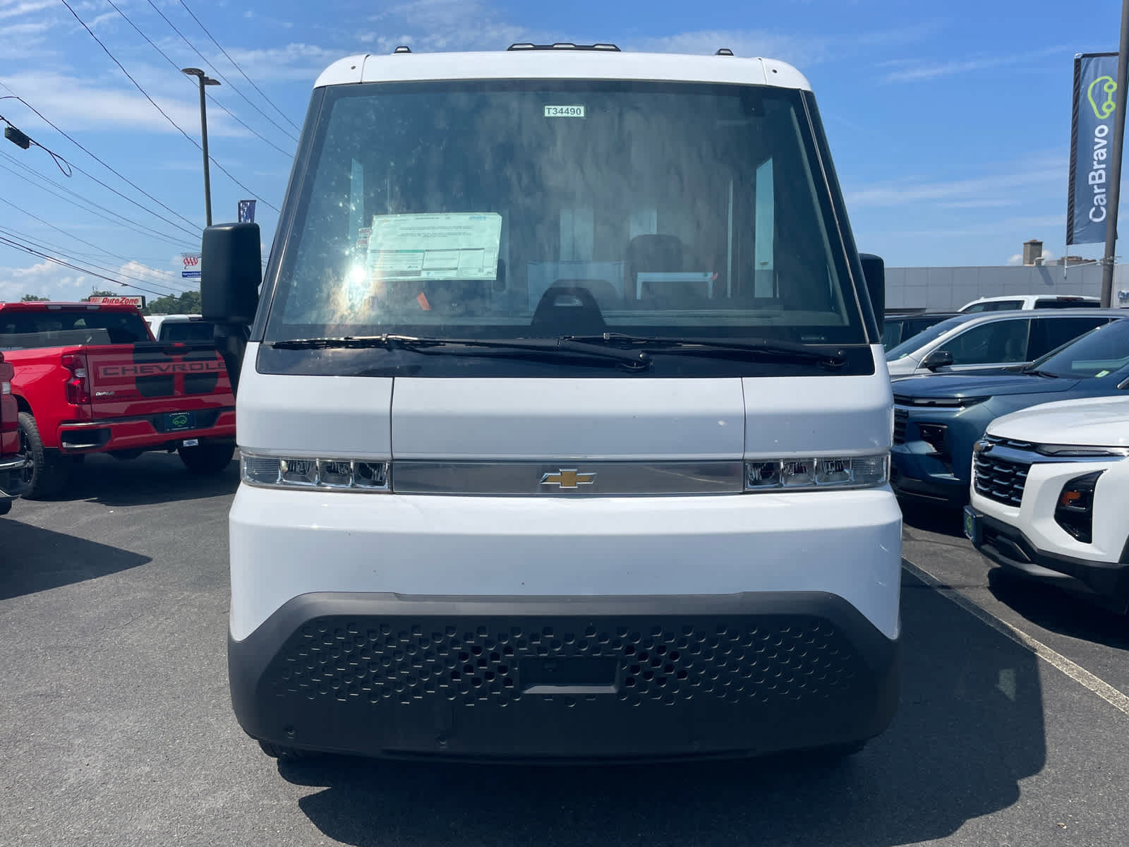 New 2025 Chevrolet Brightdrop 400 w/ Power Door Package AWD/4WD image 14