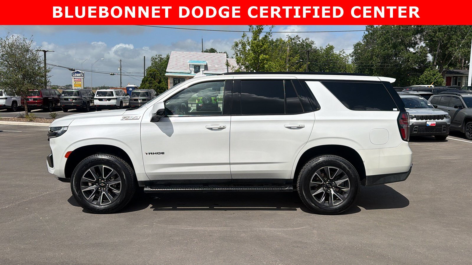 Used 2023 Chevrolet Tahoe Z71 w/ Z71 Off-Road Package AWD/4WD image 8