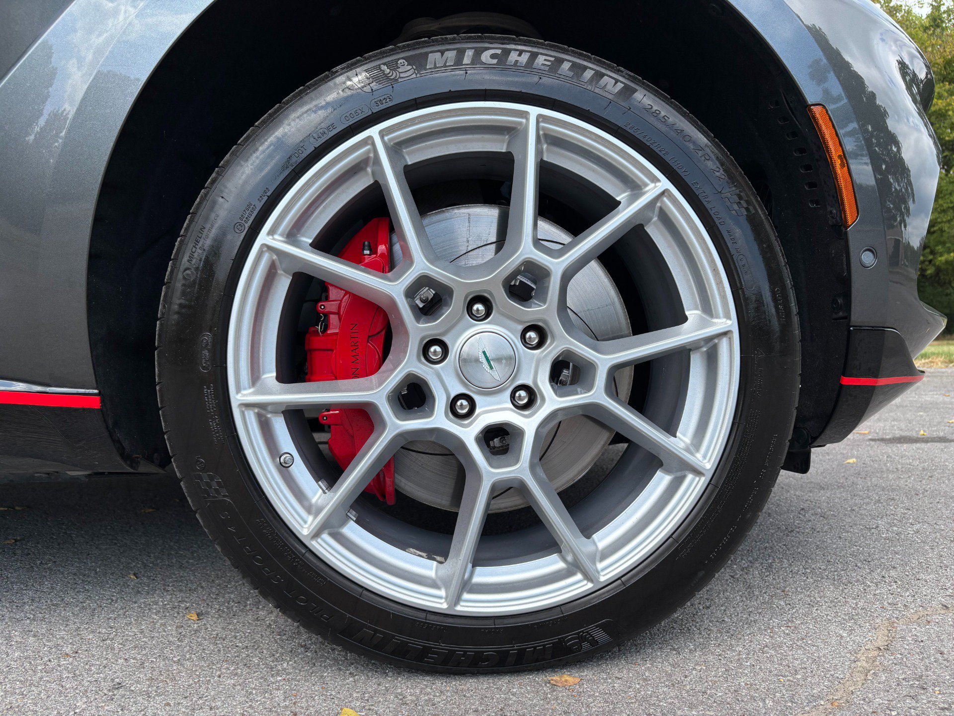 Used 2021 Aston Martin DBX AWD/4WD image 62