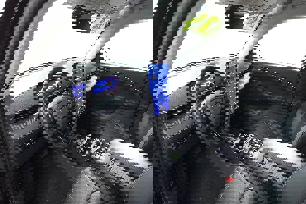 Certified 2025 Ford Mustang Mach-E Premium image 13