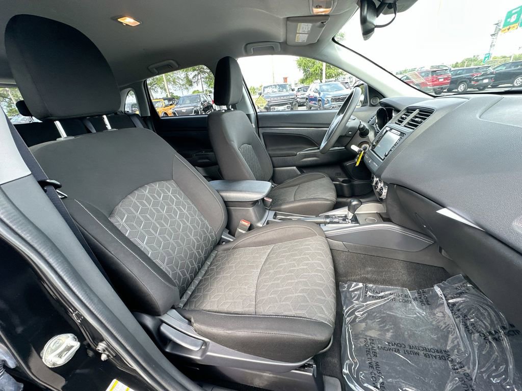 Used 2022 Mitsubishi Outlander Sport ES FWD image 25