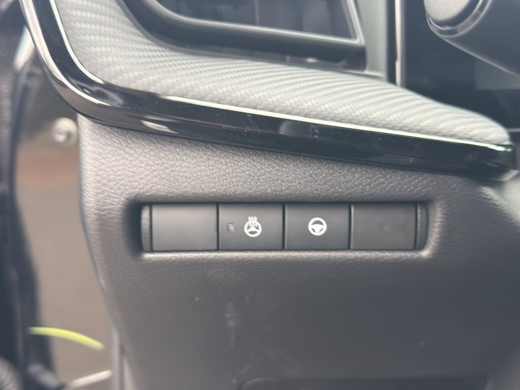 New 2026 Nissan Kicks SR w/ SR Premium Package image 22