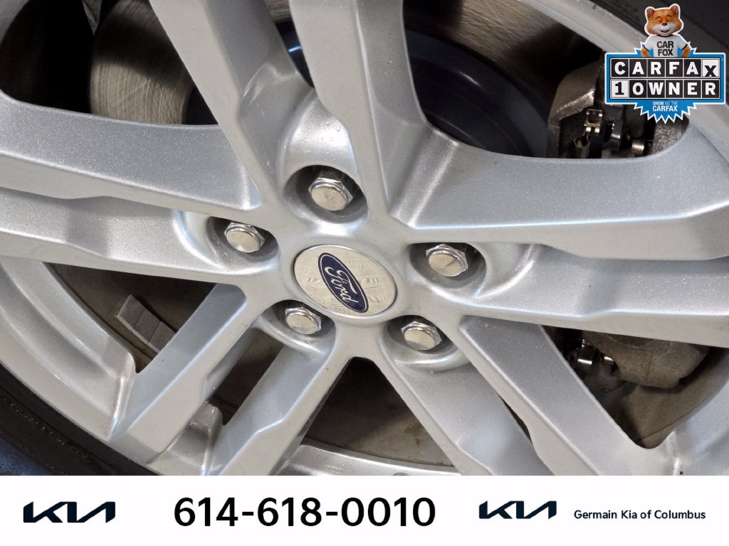 Used 2022 Ford Explorer XLT w/ Equipment Group 202A AWD/4WD image 12