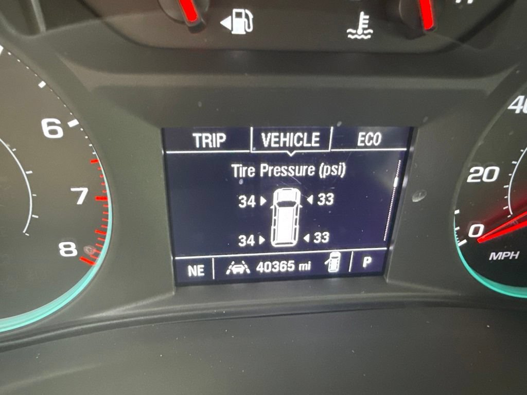 Used 2023 Chevrolet Traverse LS w/ Safety Package FWD image 18