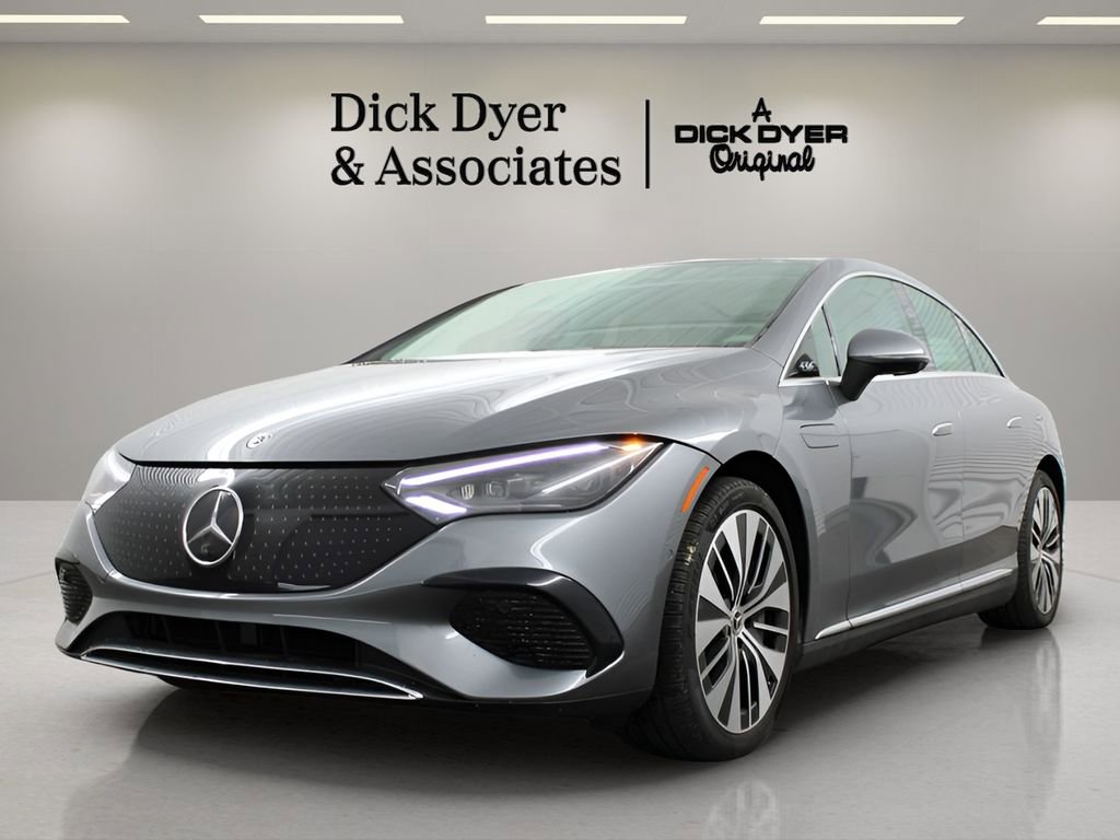 Used 2025 Mercedes-Benz EQE 350+ 4MATIC Sedan image 6