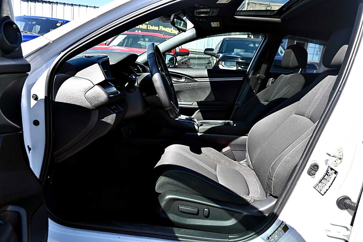 Used 2020 Honda Civic EX image 15