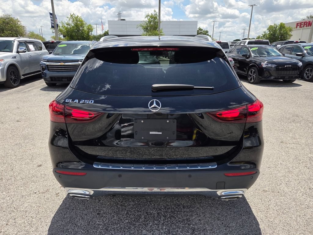 Used 2024 Mercedes-Benz GLA 250 image 12