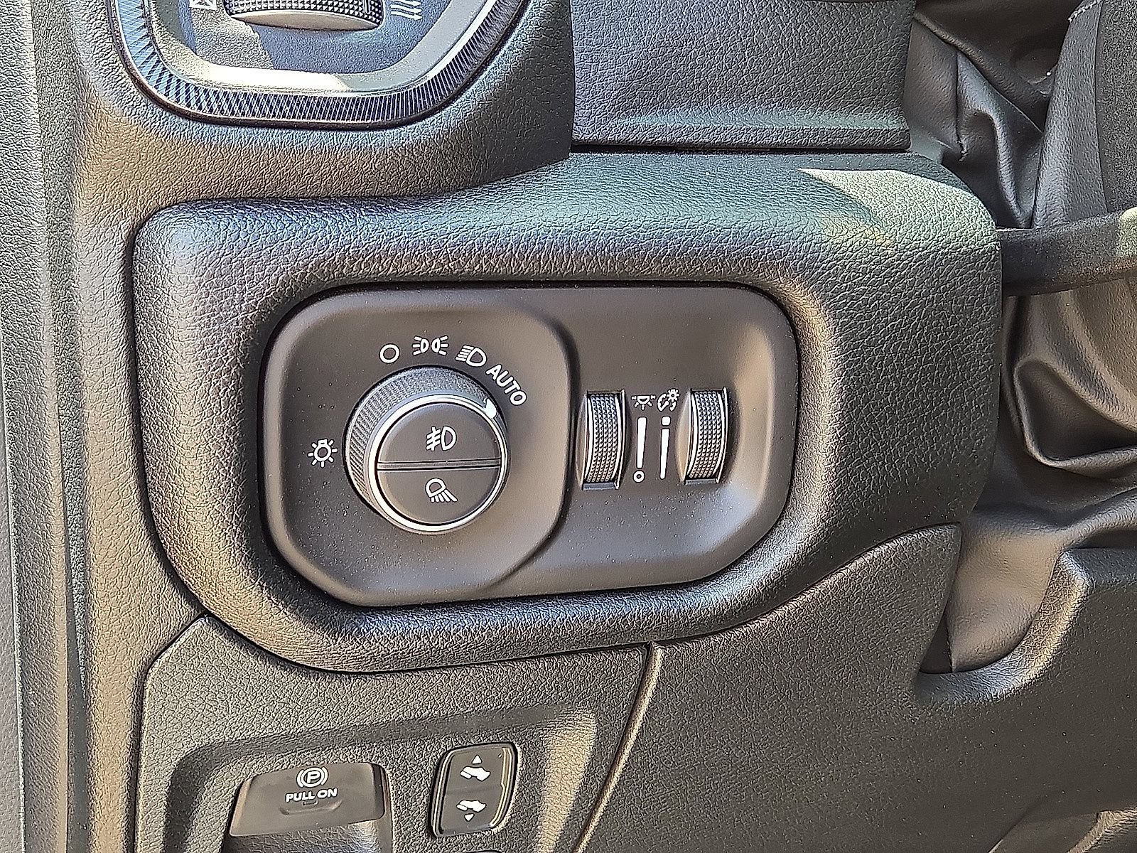 Used 2026 RAM 1500 RHO w/ Bed Utility Group AWD/4WD image 26