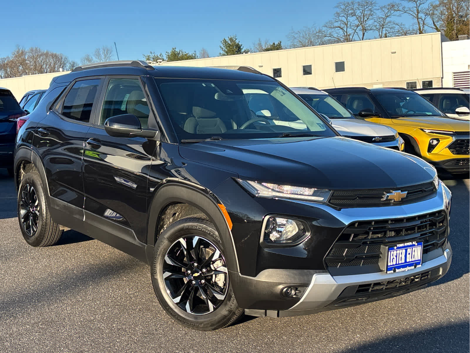 Certified 2023 Chevrolet TrailBlazer LT w/ Convenience Package FWD image 32