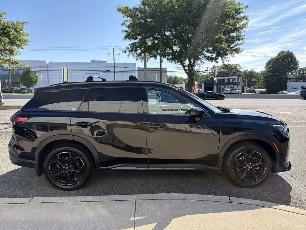 Certified 2026 INFINITI QX60 Sport w/ Dark Cargo Package AWD/4WD image 9