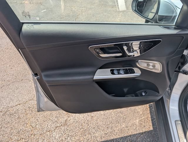 Used 2024 Mercedes-Benz GLC 300 4MATIC image 15