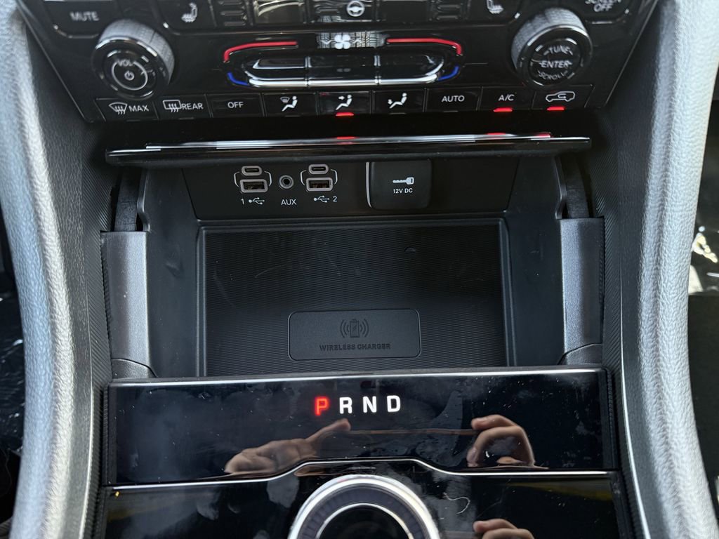 New 2025 Jeep Grand Cherokee L Altitude image 28