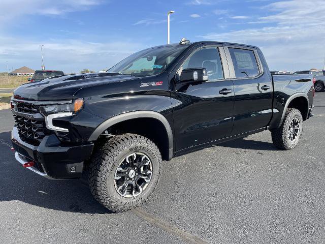 New 2026 Chevrolet Silverado 1500 ZR2 image 1