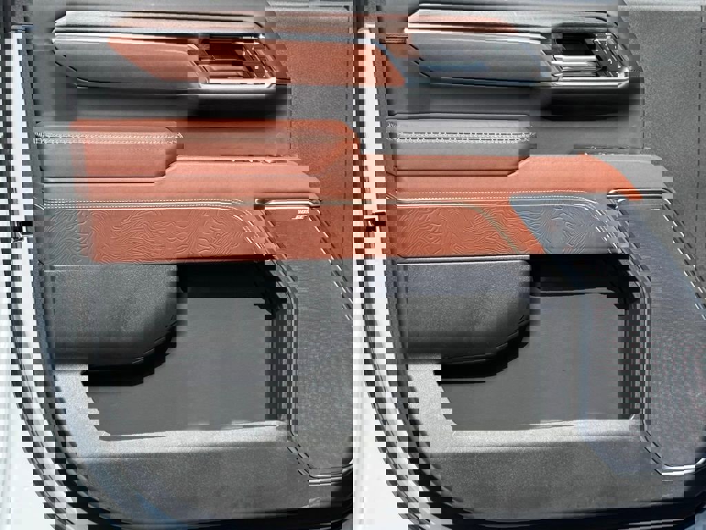 Used 2024 GMC Sierra 2500 Denali Ultimate image 21