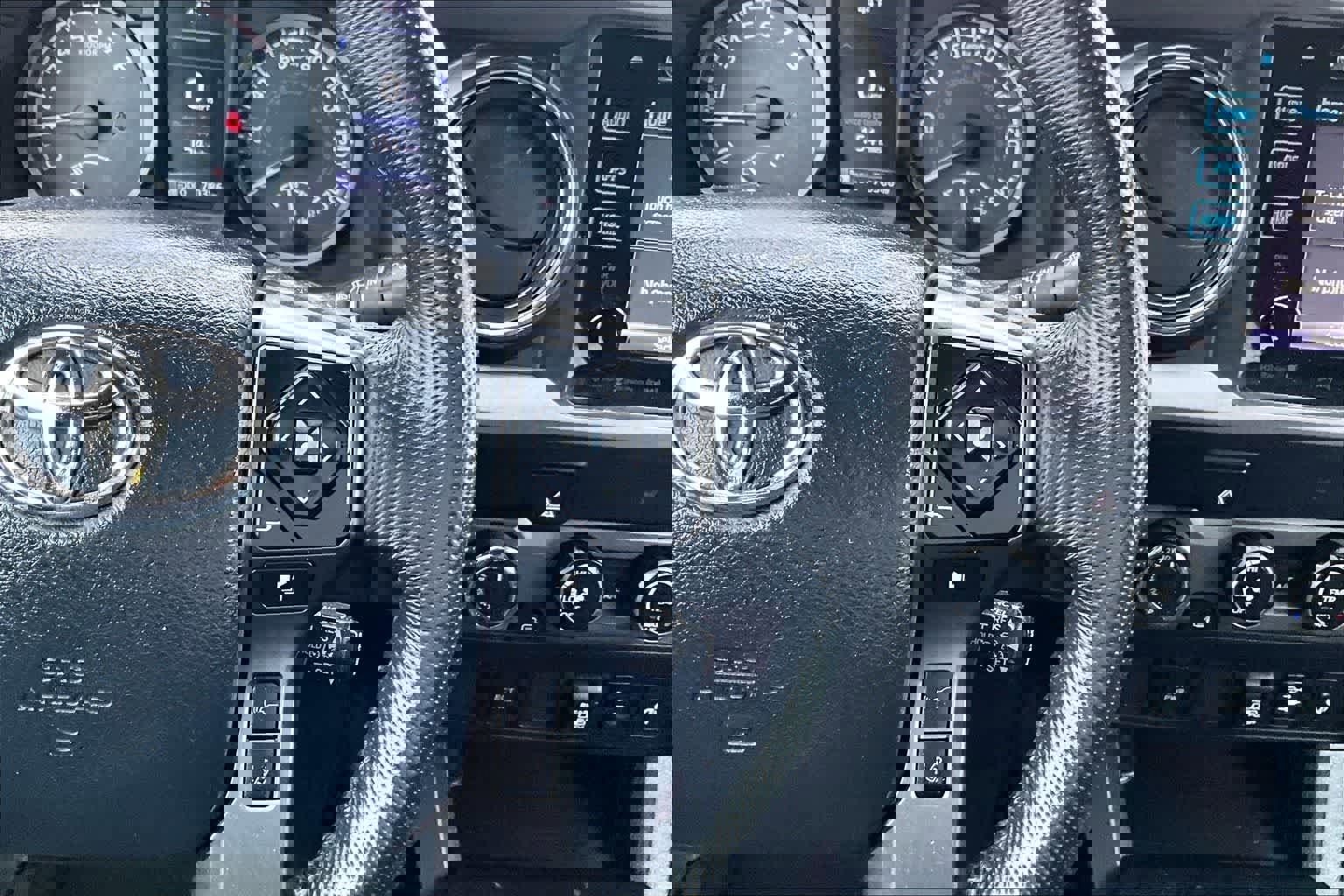 Used 2019 Toyota Tacoma TRD Off-Road image 26