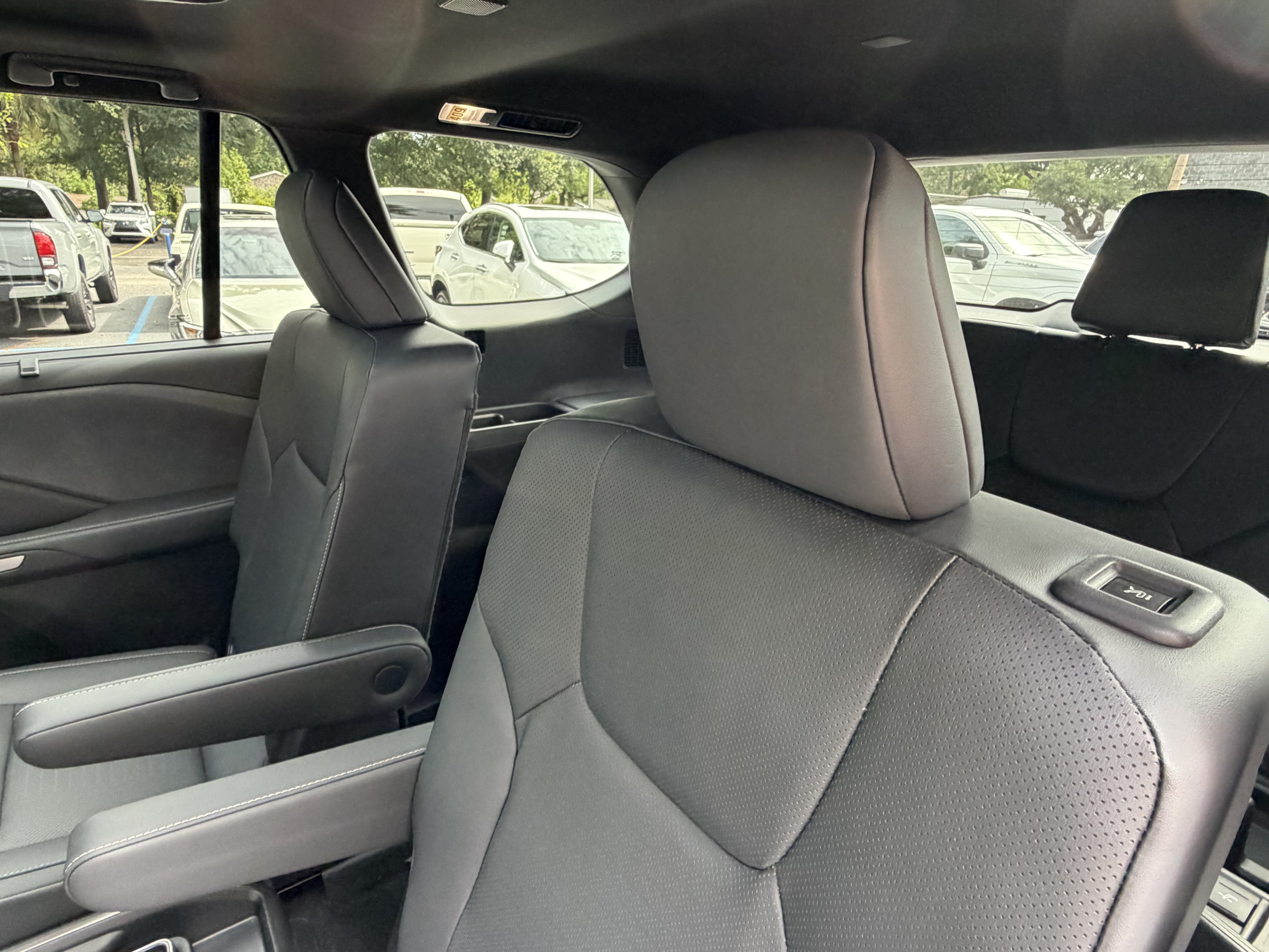 Used 2025 Lexus TX 350 AWD w/ Technology Package image 32