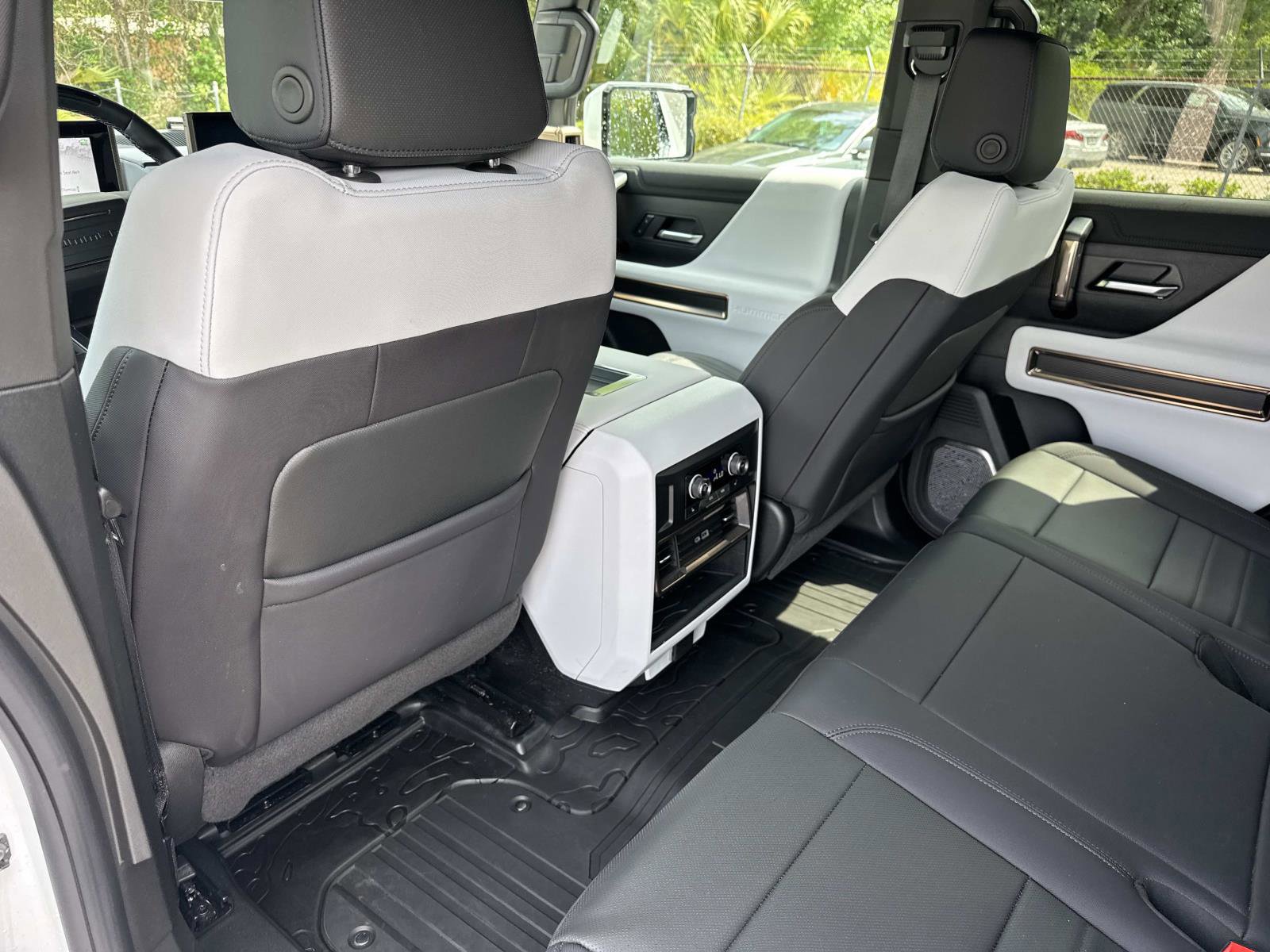 Used 2025 GMC Hummer EV 3X AWD/4WD image 13