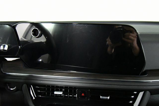 New 2026 Chevrolet Tahoe LS image 4