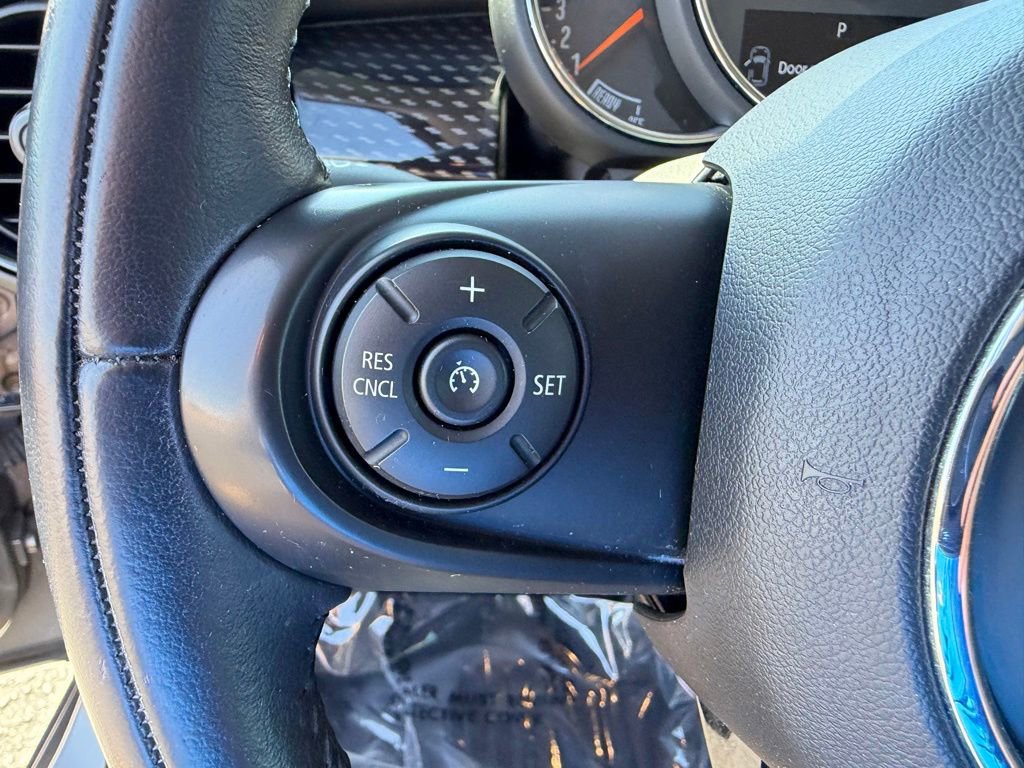 Used 2018 MINI Cooper S FWD image 19