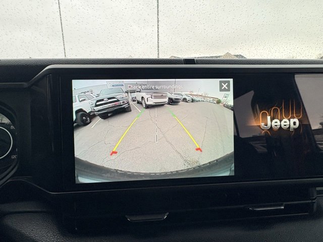 Used 2025 Jeep Wrangler Sport S image 24