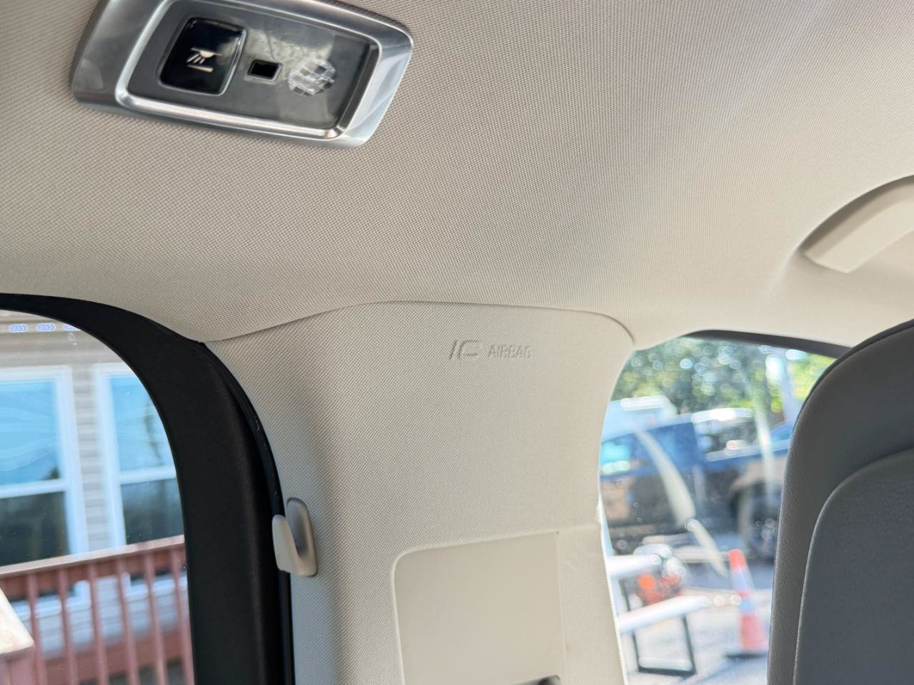 Used 2016 Volvo XC90 T6 Inscription w/ Vision Package AWD/4WD image 29