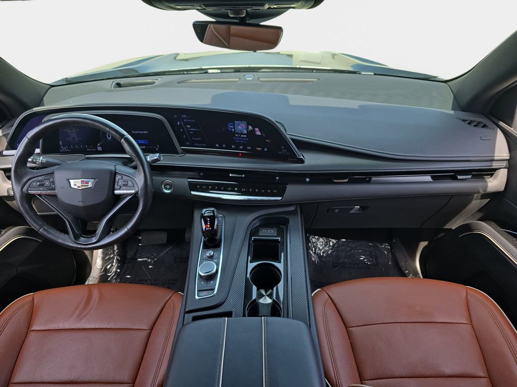 Used 2022 Cadillac Escalade Premium Luxury image 10