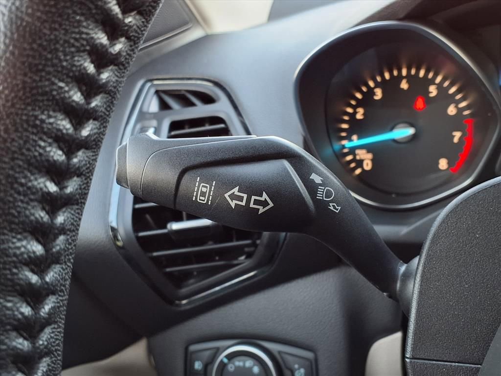 Used 2018 Ford Escape Titanium w/ Ford Safe & Smart Package image 14