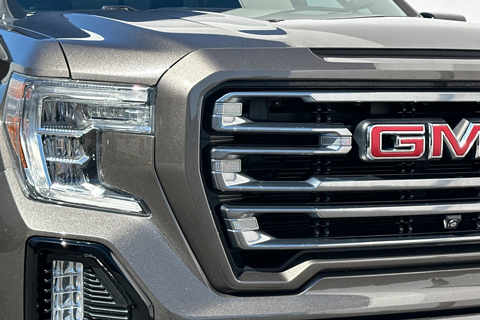 Used 2020 GMC Sierra 1500 AT4 w/ AT4 Premium Package AWD/4WD image 46