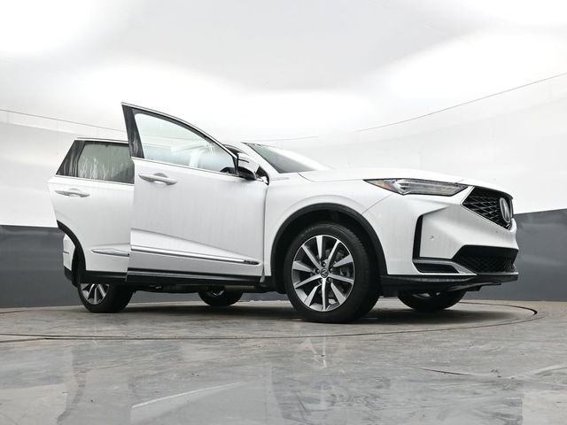 Certified 2025 Acura MDX w/ Technology Package image 44