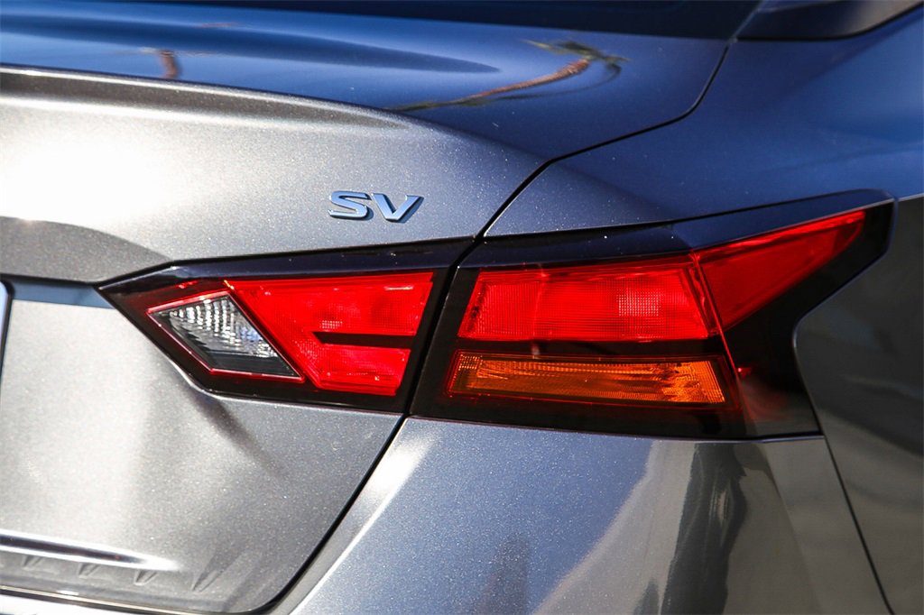 Used 2022 Nissan Altima 2.5 SV image 9