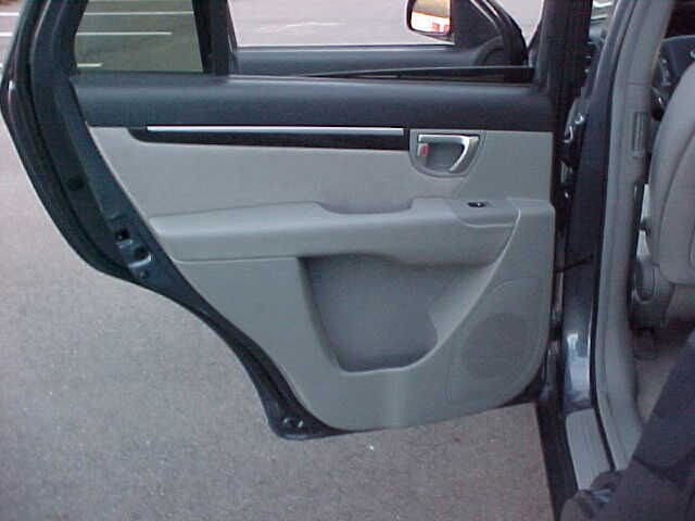 Used 2008 Hyundai Santa Fe GLS image 11