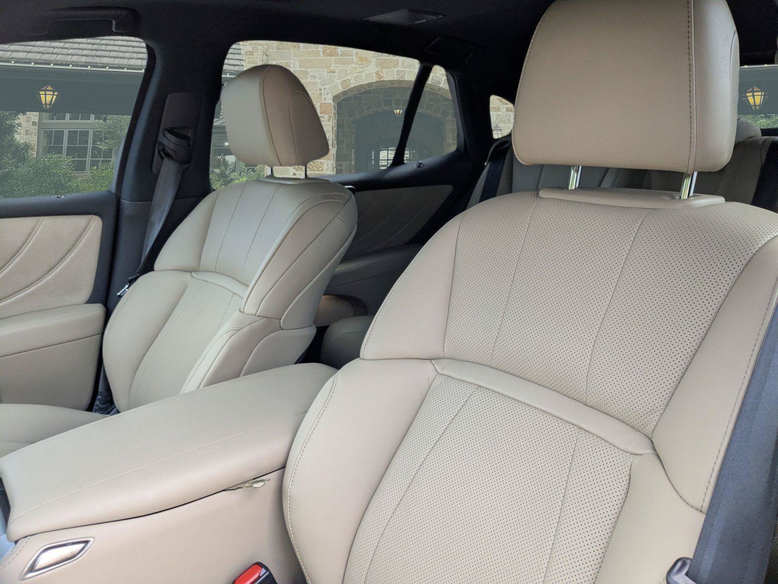 Certified 2024 Lexus LS 500 RWD image 8