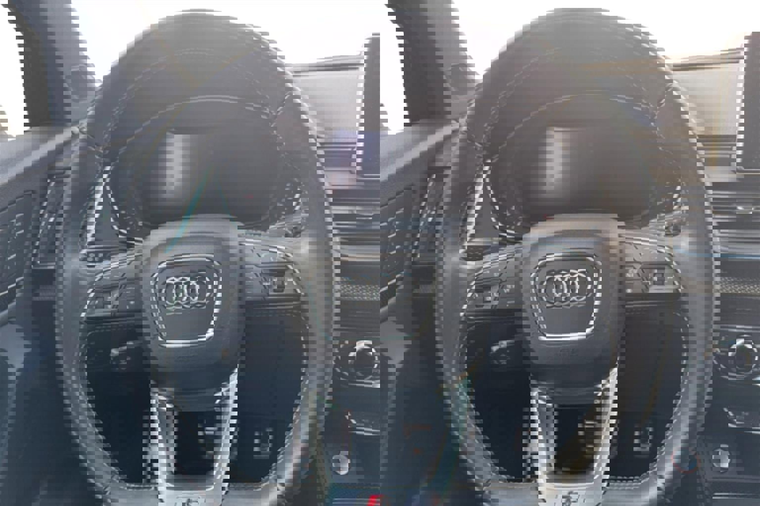 Used 2020 Audi SQ5 Premium Plus w/ Premium Plus Package image 17