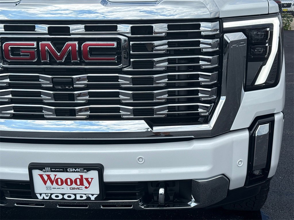 New 2026 GMC Sierra 2500 Denali w/ Denali Reserve Package image 10