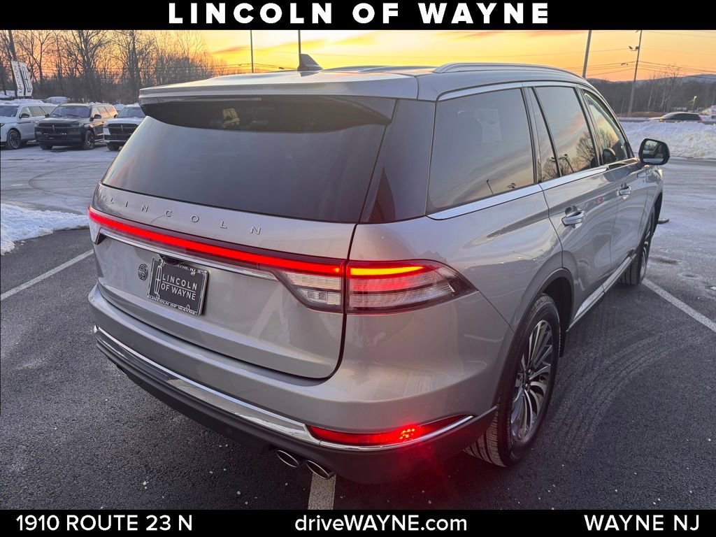 Used 2023 Lincoln Aviator Reserve w/ Elements Package Plus image 7