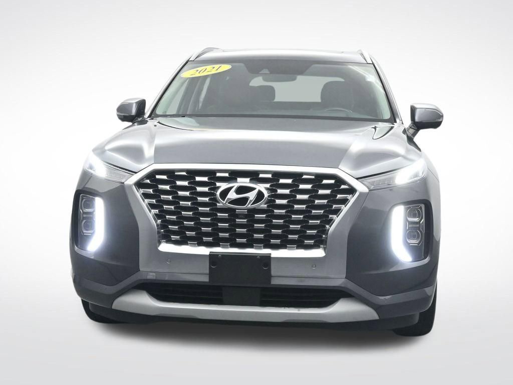 Used 2021 Hyundai Palisade Limited w/ Winter Package AWD/4WD image 2