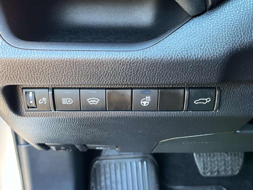 Used 2024 Toyota RAV4 XLE w/ Convenience Package AWD/4WD image 29