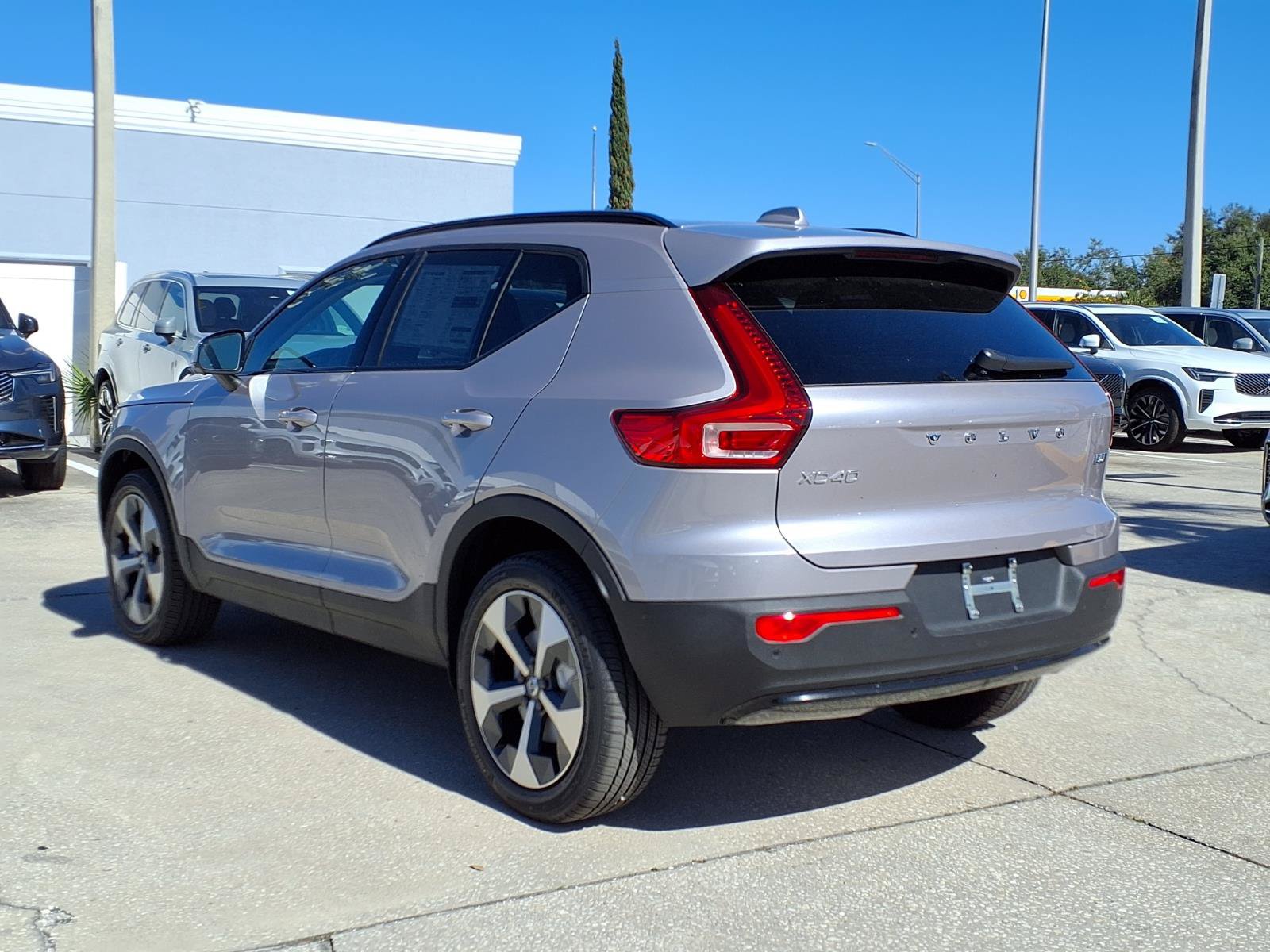 New 2026 Volvo XC40 B5 Plus w/ Protection Package Premier AWD/4WD image 5
